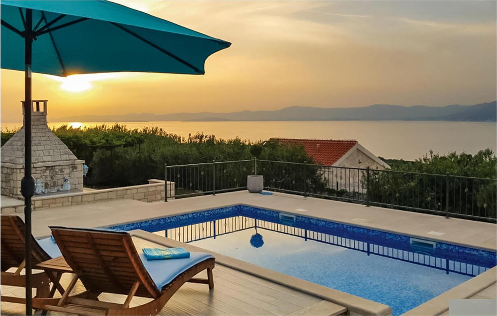 Pet Friendly Home In Postira With Wifi Bagian luar foto