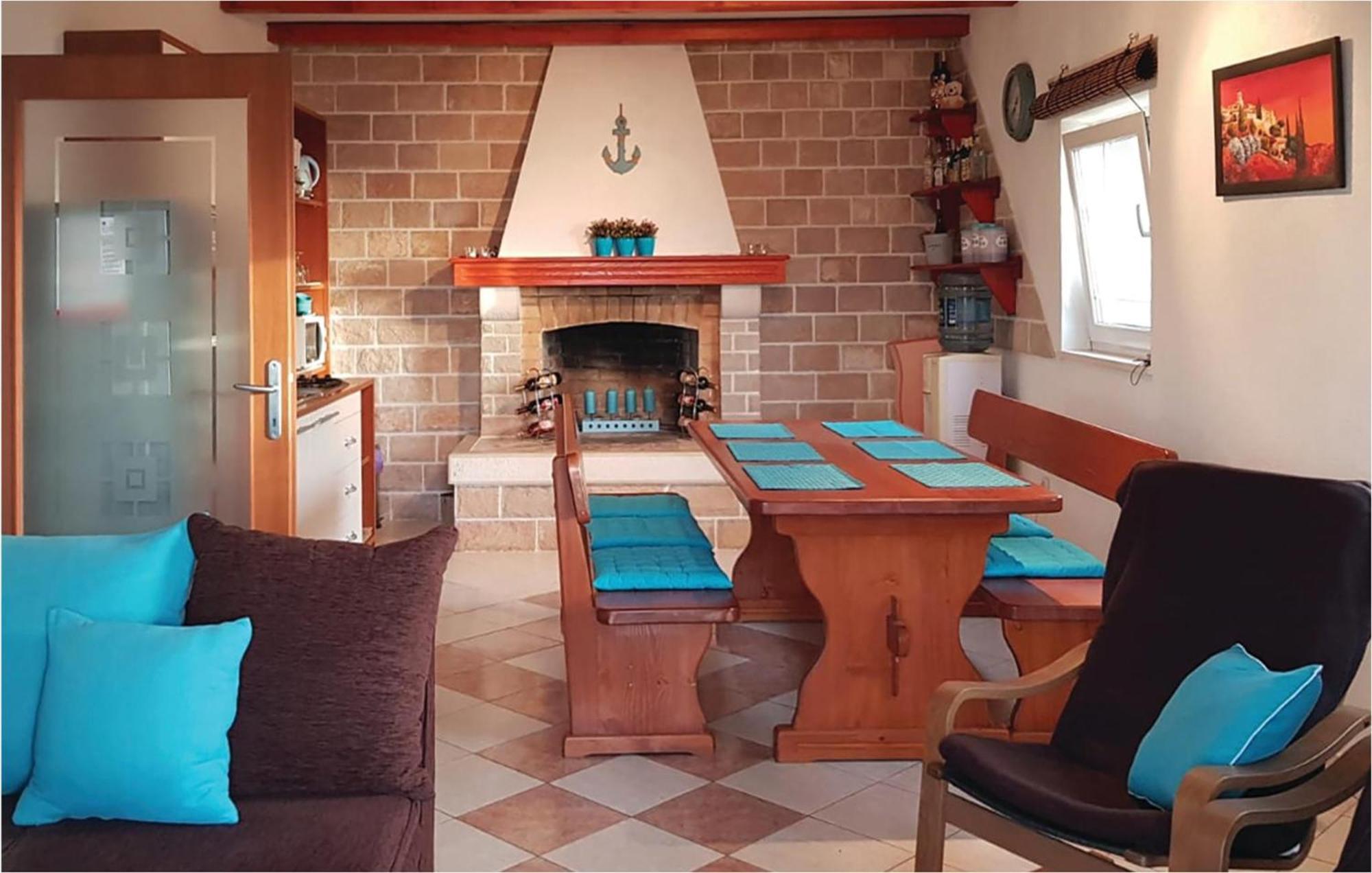 Pet Friendly Home In Postira With Wifi Bagian luar foto