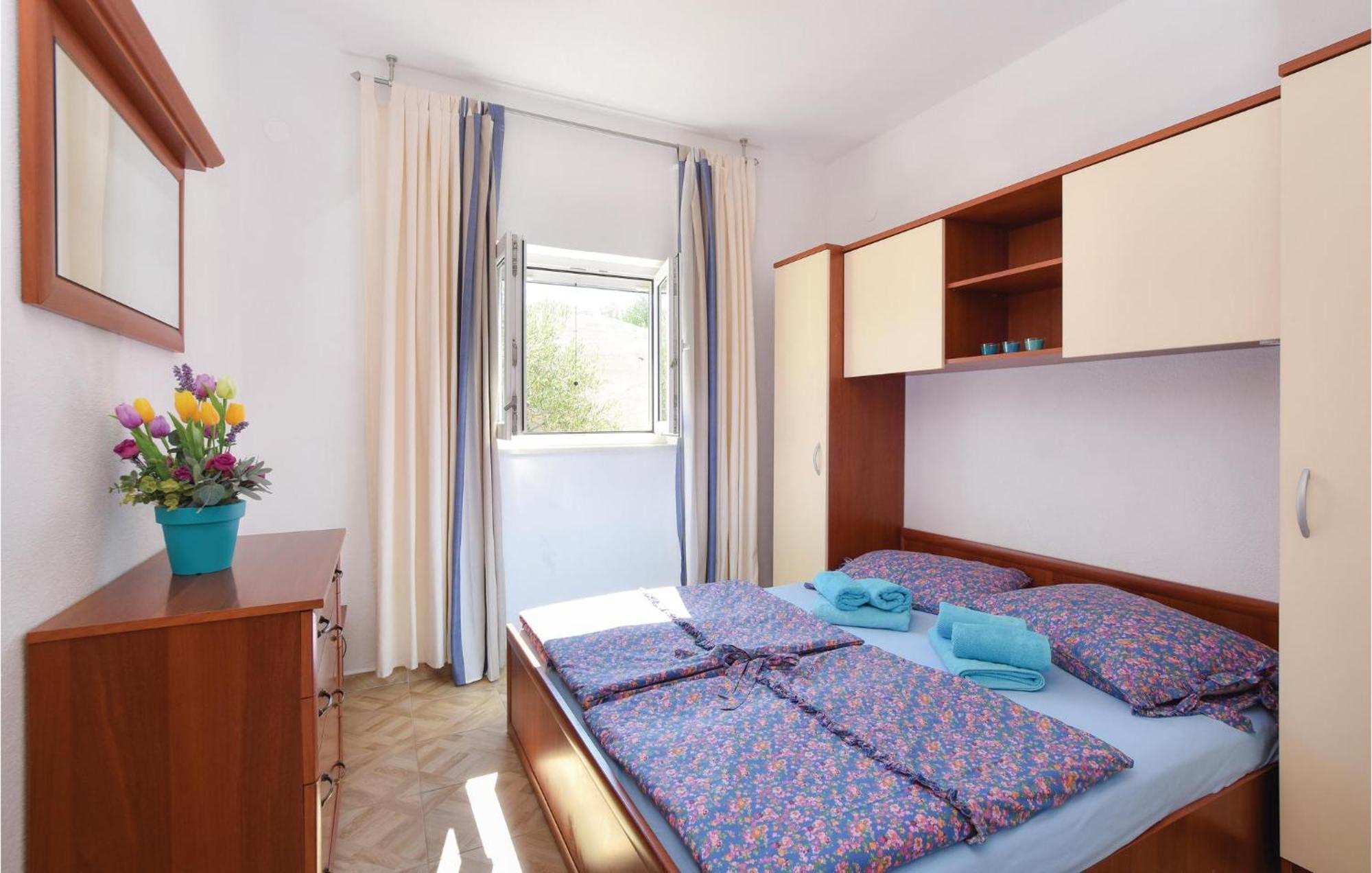 Pet Friendly Home In Postira With Wifi Bagian luar foto